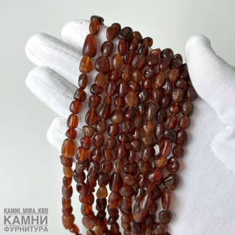 Гранат гессонит галтовка 5-11 мм, цена за нить 19 см