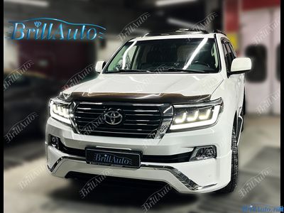 Рестайлинг Toyota Land Cruiser 200 07-15 стиль 21 + фары стиль LC300 + обвес Executive