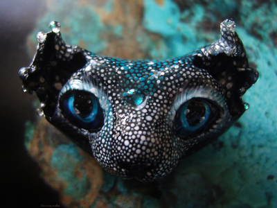 "Подлунный барсокосм", брошь с космическим котом