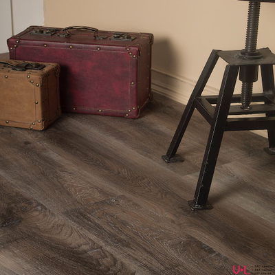 SPC ламинат Respect Дуб Табак 4212 43 класс толщина 5 мм с фаской и подложкой замковый 2.2448 м2