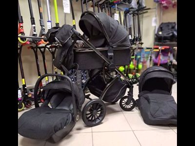 Детская коляска 3 в 1 Luxmom 770 Черный