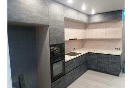 Кухня бетон с антресолями