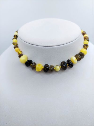 Детские бусы из натурального обработанного янтаря через узелок арт.50